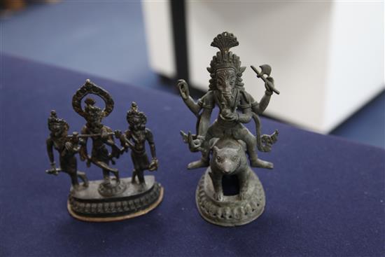 Three bronze Hindu groups, 16cm -32cm high